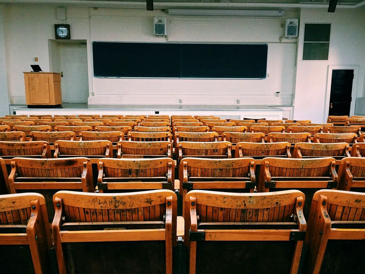 成人高考志愿填报：院校专业怎么选